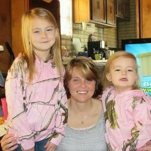 Meet your Posher, Linda